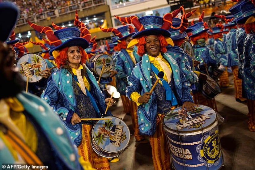 In the incendiary rhythm of samba: the brightest spectacle of the year is the colorful carnival in Rio de Janeiro