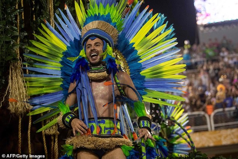 In the incendiary rhythm of samba: the brightest spectacle of the year is the colorful carnival in Rio de Janeiro