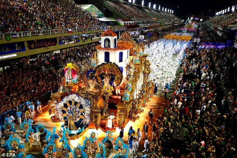 In the incendiary rhythm of samba: the brightest spectacle of the year is the colorful carnival in Rio de Janeiro