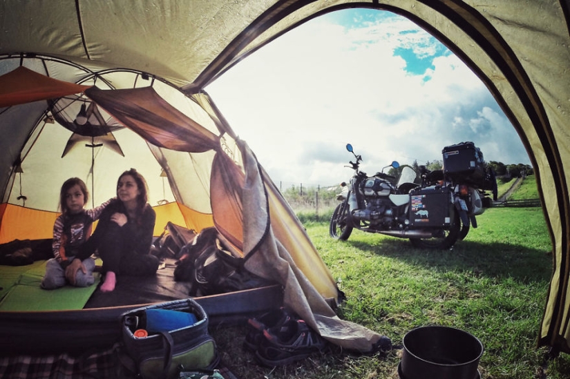 In the "Urals" around Europe: an impressive journey of a young family In the "Urals" around Europe: an impressive journey of a young family