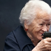 In the USA, the author of the book "How to kill a husband" is being tried for the murder of a spouse