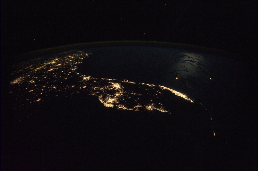 Incredible photos from space of astronaut Douglas Wheelock
