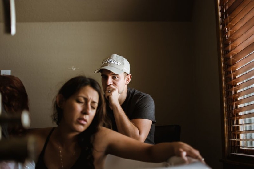 Incredibly emotional: photos of men who are present at childbirth