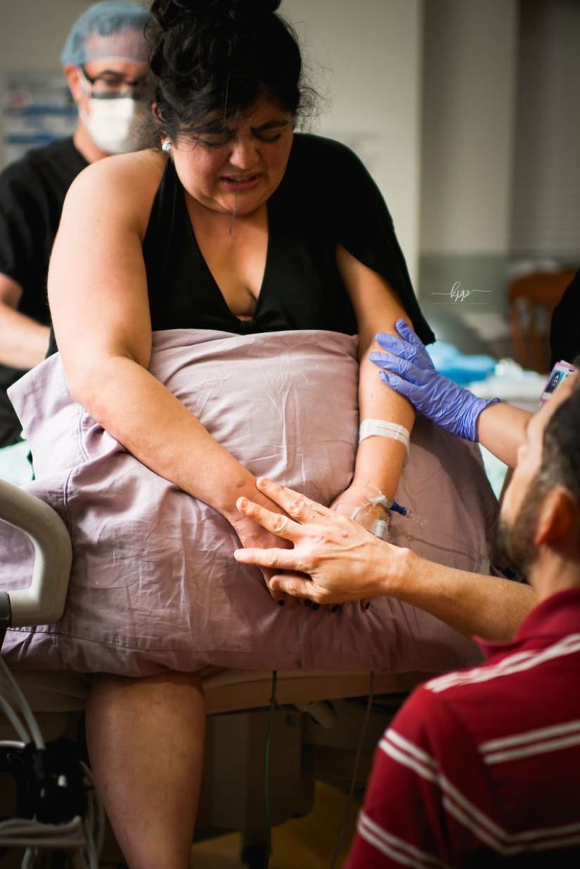 Incredibly emotional: photos of men who are present at childbirth