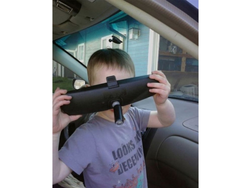 "Innocent" childish pranks. The funniest photo collection ever!