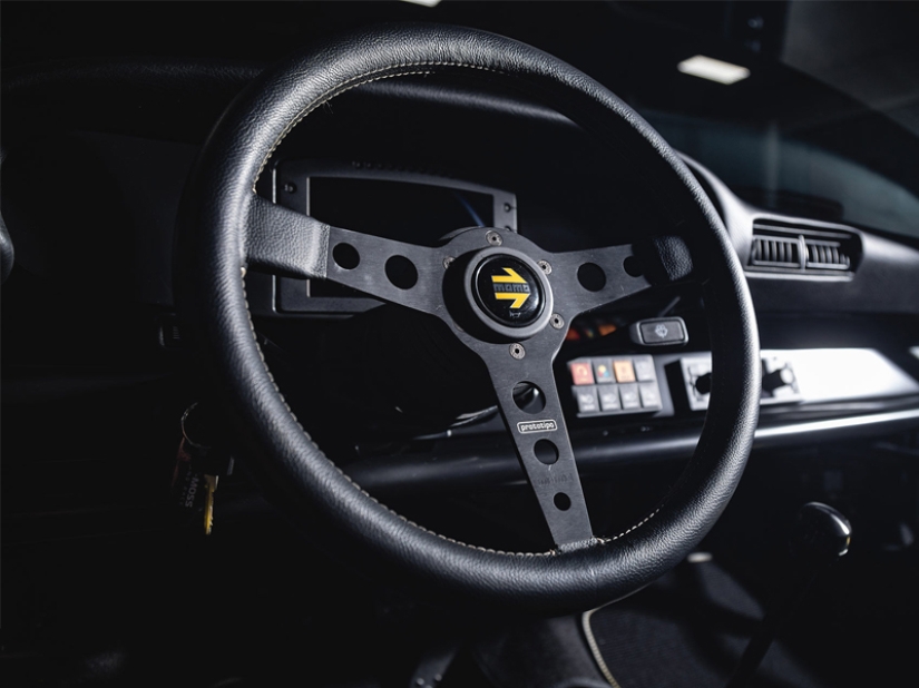 Insanely expensive and extremely rare 1984 off-road Porsche 911 Insanely expensive and extremely rare 1984 off-road Porsche 911