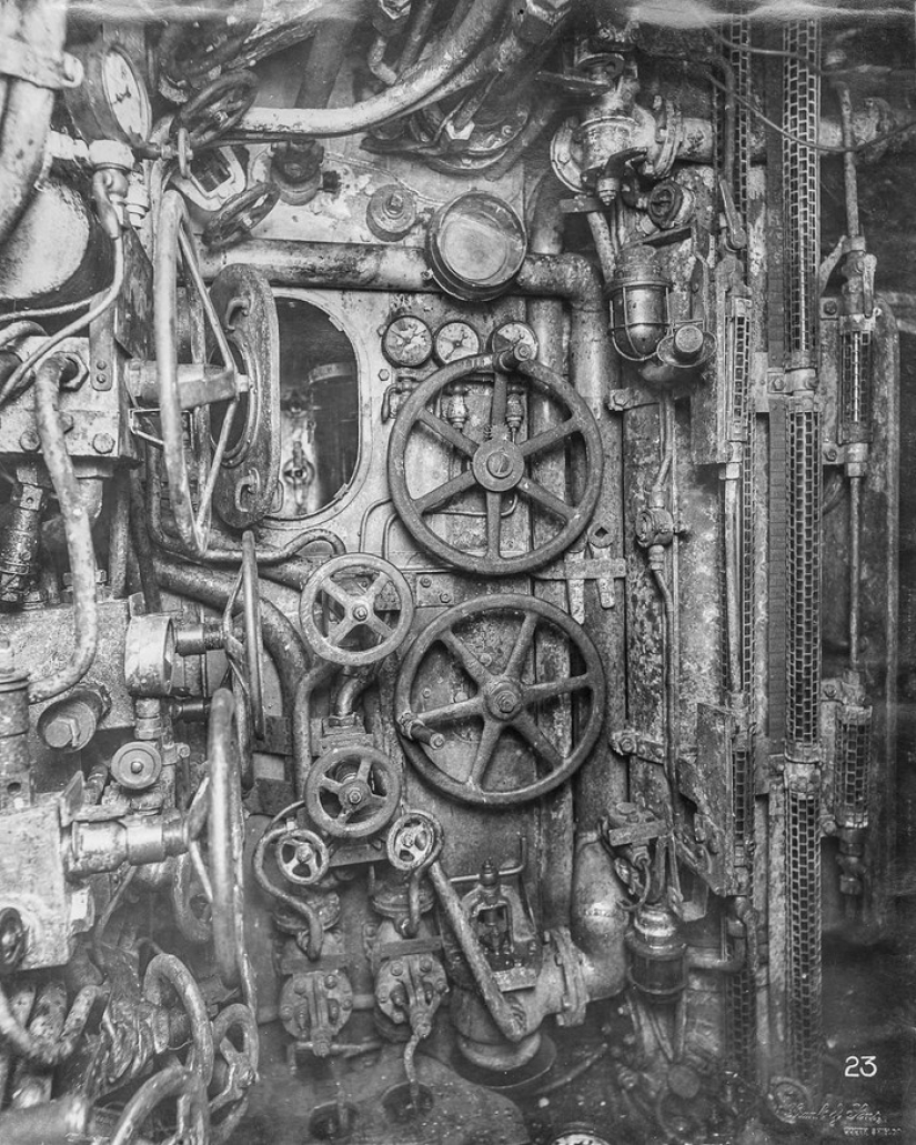 Inside a German World War I submarine Inside a German World War I submarine