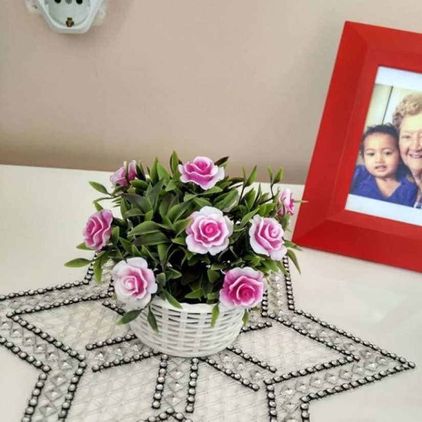 Instagram has been started by a Turkish grandmother, and 90 thousand people are watching her simple life.