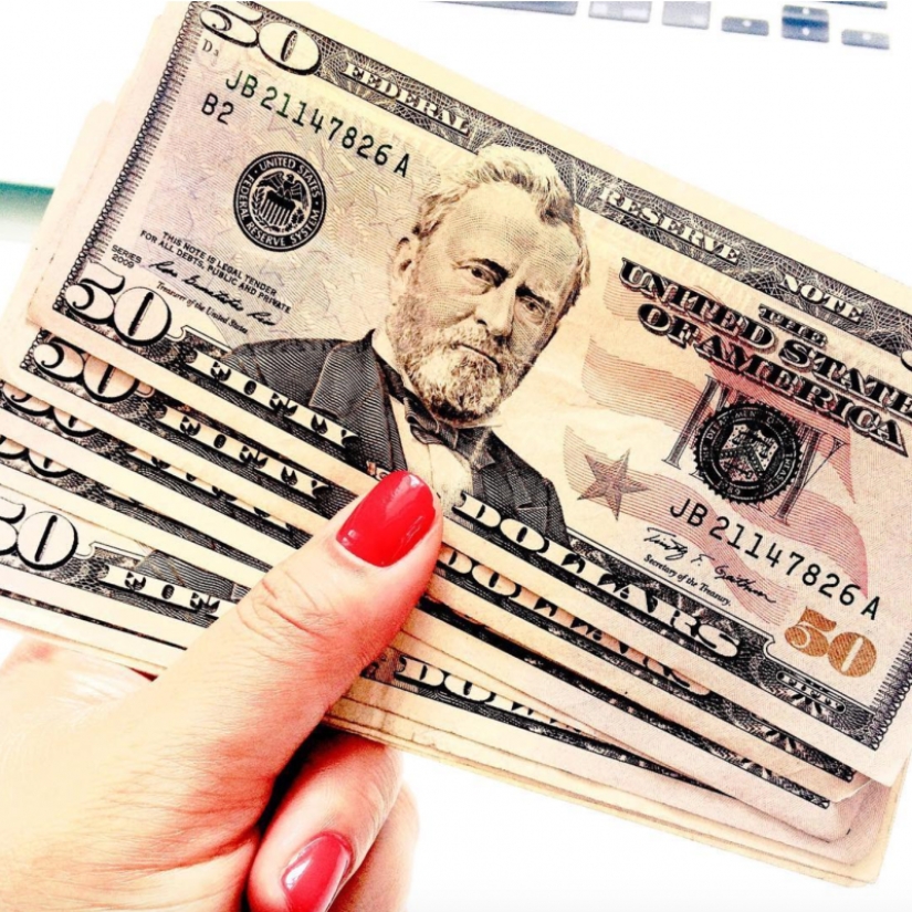 Instagram of modern courtesans has eclipsed even the "rich kids"