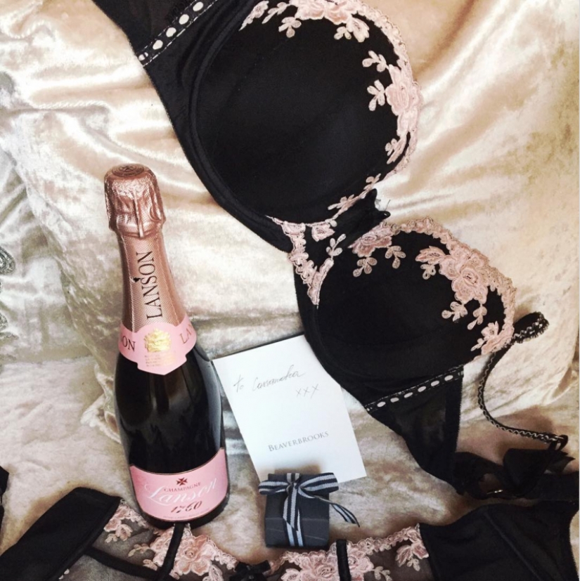 Instagram of modern courtesans has eclipsed even the "rich kids" Instagram of modern courtesans has eclipsed even the "rich kids"