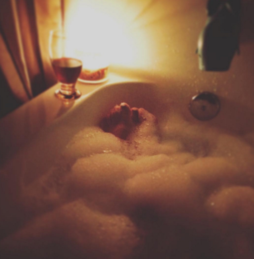 Instagram vs harsh reality, or How you really live Instagram vs harsh reality, or How you really live