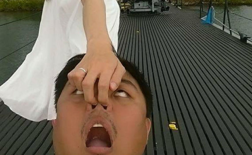 Interpretations of the "Follow Me" photo project, from which you can fall under the table Interpretations of the "Follow Me" photo project, from which you can fall under the table