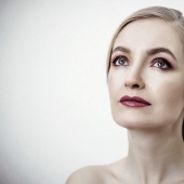 Is older better? Women who have only become more beautiful over the years