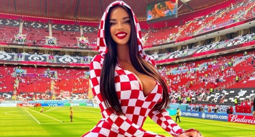 Ivana Knoll is the hottest football fan of the 2022 World Cup Ivana Knoll is the hottest football fan of the 2022 World Cup