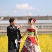 Japanese Brides Transform Their Traditional Kimonos Into Stunning Wedding Dresses