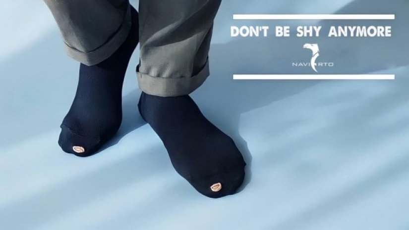 Japanese designer presented a collection of "eco-friendly" leaky socks Japanese designer presented a collection of "eco-friendly" leaky socks