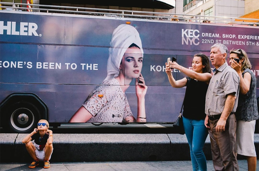 Jonathan Highby es un fotógrafo al que todo el mundo posa para un fotograma