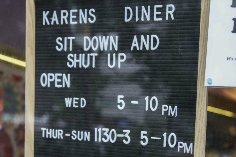 Karen's Diner restaurant is a boorish establishment for those who are tired of the perfect service Karen's Diner restaurant is a boorish establishment for those who are tired of the perfect service