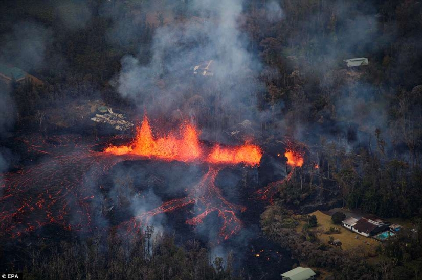 Kilauea volcano in Hawaii continues to destroy the island