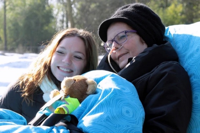 Kind wizards: Dutch volunteers fulfill the last wishes of terminally ill people