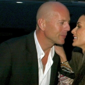 La amistad con ex es una nueva tendencia en Hollywood. ¿Quién de las celebridades se comunica con su "ex"?