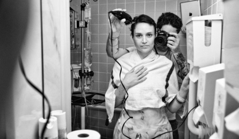 "La batalla que no elegimos": un estadounidense captó cómo su esposa se moría de cáncer