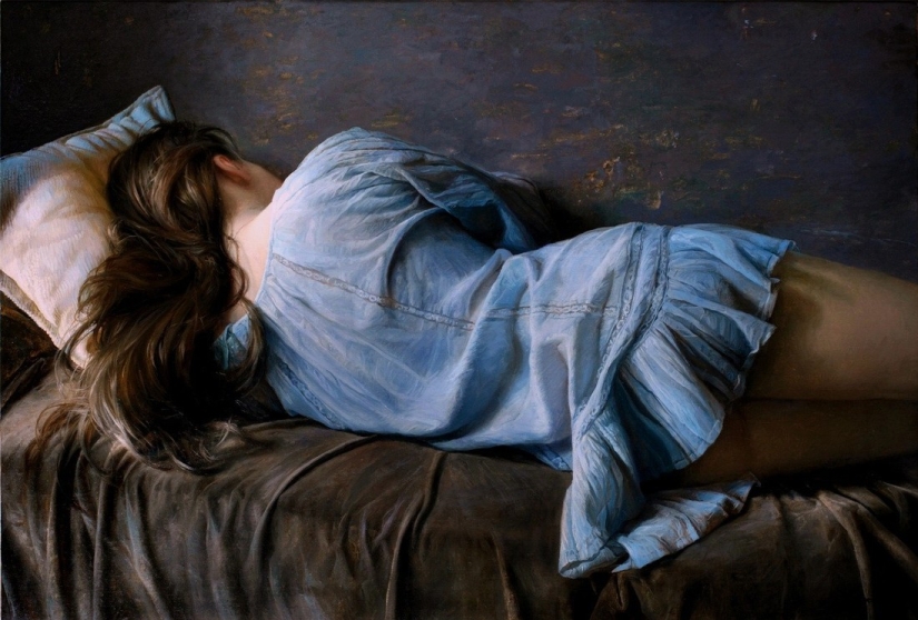 La belleza del cuerpo femenino en las obras increíblemente realistas de Sergei Marshennikov
