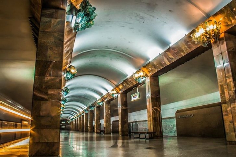 La belleza del metro de Tashkent La belleza del metro de Tashkent