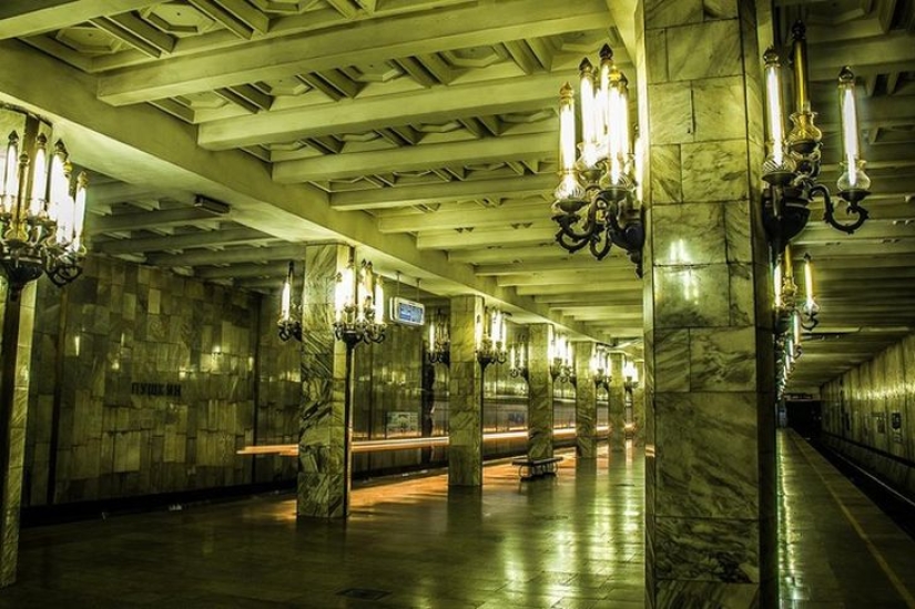 La belleza del metro de Tashkent La belleza del metro de Tashkent