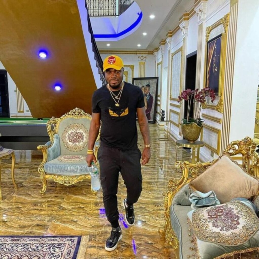 La casa que construyó Emenike: fotos del coro del ex jugador de fútbol Spartak aparecieron en la web La casa que construyó Emenike: fotos del coro del ex jugador de fútbol Spartak aparecieron en la web