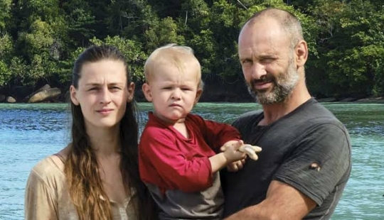La familia Robinson: Ed Stafford se llevó a su esposa y a su hijo de dos años a una isla desierta