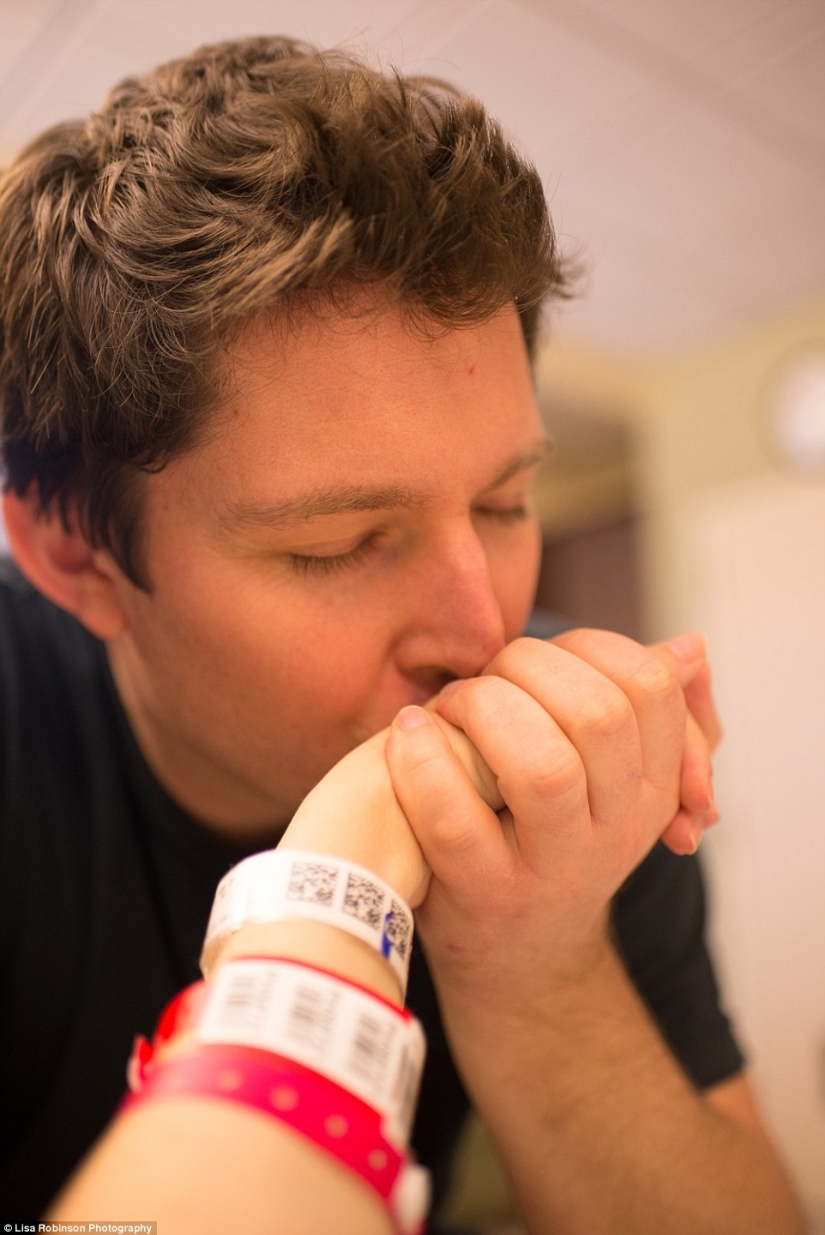 La fotógrafa filmó su propio parto La fotógrafa filmó su propio parto