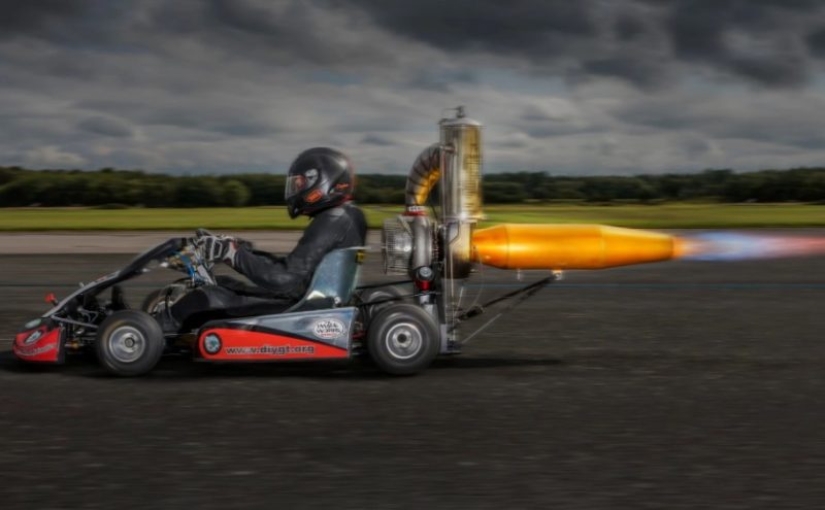 La gimnasta más antigua del mundo y un enorme caminante: ¿qué han preparado los autores del Libro Guinness de los Récords 2019 para el público? La gimnasta más antigua del mundo y un enorme caminante: ¿qué han preparado los autores del Libro Guinness de los Récords 2019 para el público?