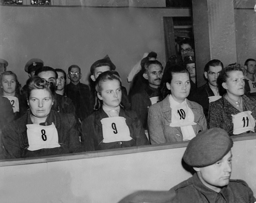 La hiena de Auschwitz: fotos de crueles guardias de campos de concentración serán subastadas La hiena de Auschwitz: fotos de crueles guardias de campos de concentración serán subastadas