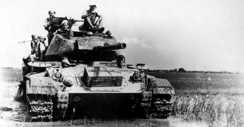 La historia de la francesa Raymonda Dien, que se tumbó en los rieles para detener la guerra La historia de la francesa Raymonda Dien, que se tumbó en los rieles para detener la guerra