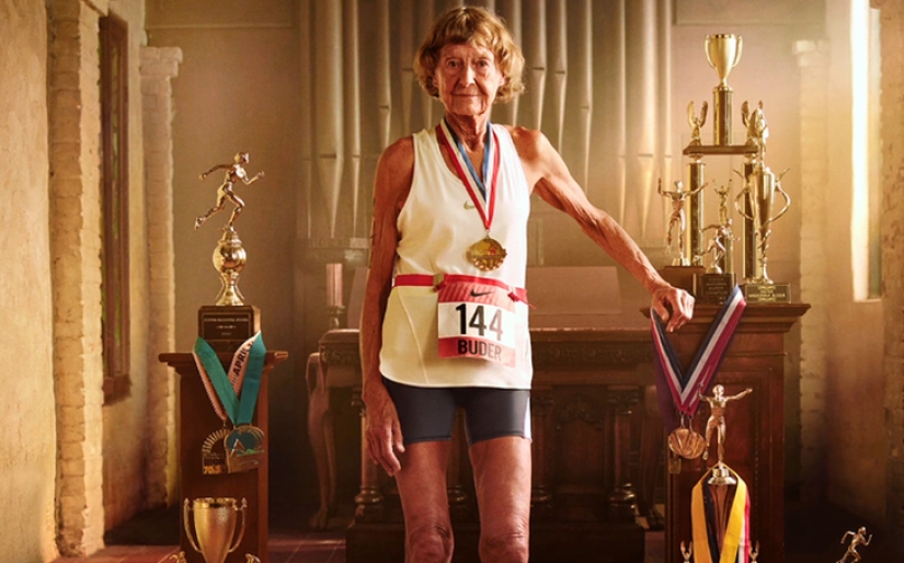 La historia de Madonna Buder, una monja de hierro de 91 años, miembro de IronMan