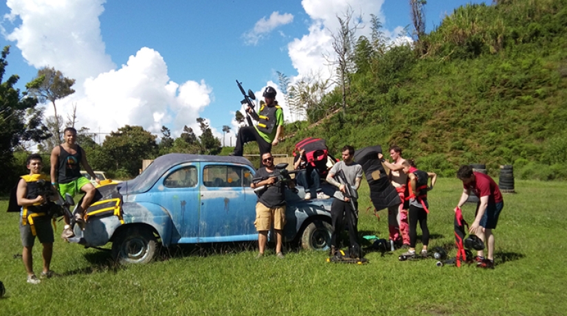 La lujosa mansión de Pablo Escobar se convirtió en una cancha de paintball