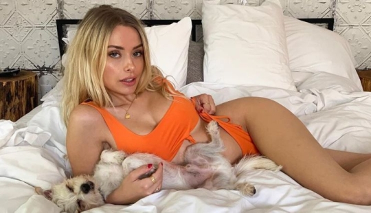 La modelo Corinna Kopf es una chica en un millón. Por mes!