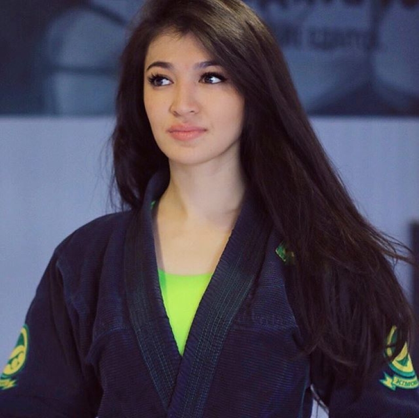 La más bella del mundo: el nuevo "título" de la reina del jiu-jitsu de 26 años de Kazajstán La más bella del mundo: el nuevo "título" de la reina del jiu-jitsu de 26 años de Kazajstán