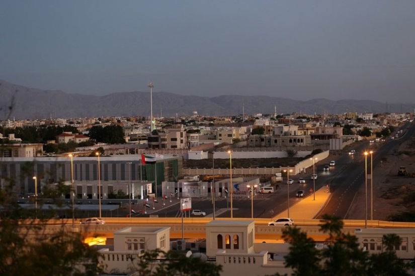 La mujer miró el teléfono de su esposo y recibió tres meses de prisión