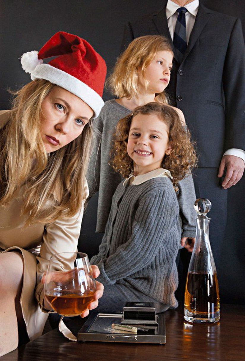 "Las alegrías de la vida familiar": un proyecto fotográfico sobre una madre muy mala "Las alegrías de la vida familiar": un proyecto fotográfico sobre una madre muy mala