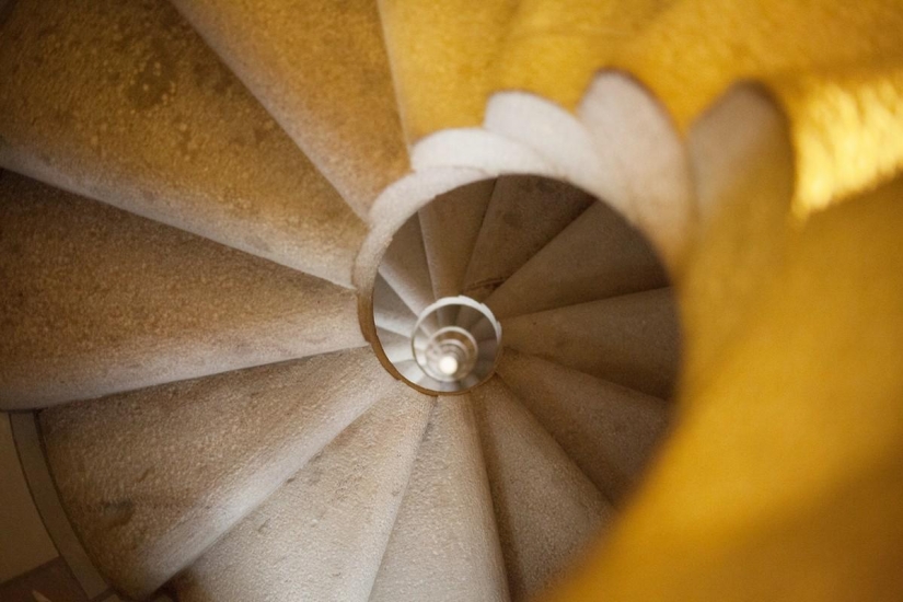 Las obras más famosas de Antonio Gaudí Las obras más famosas de Antonio Gaudí