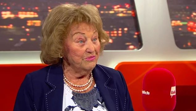 "Laugh at death": 96-year-old metalhead gives heat "Laugh at death": 96-year-old metalhead gives heat