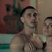 Let's let off steam! 10 hottest Shower scenes from Popular TV series