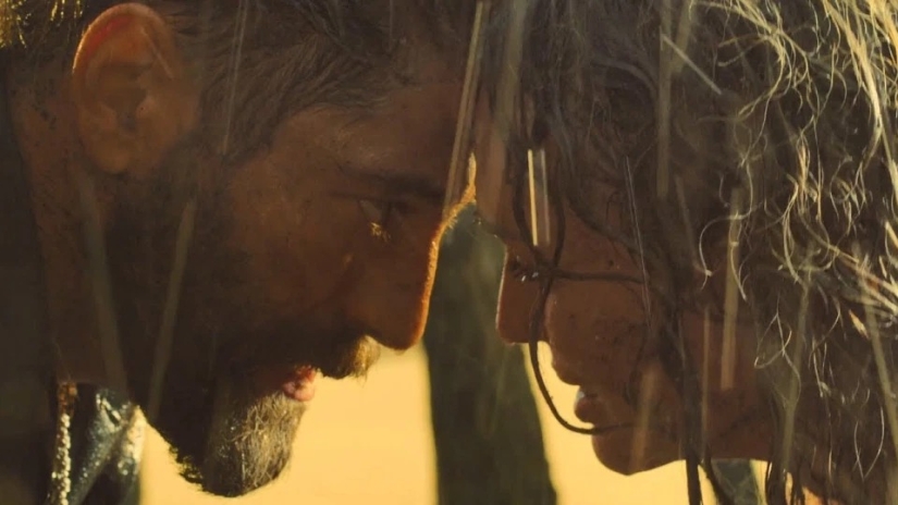 Let's let off steam! 10 hottest Shower scenes from Popular TV series