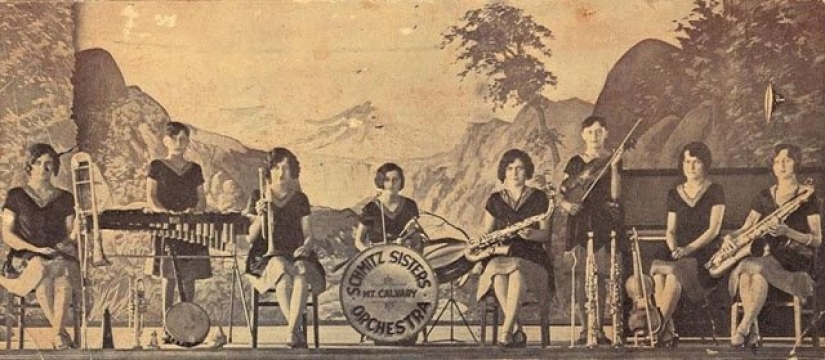 Life in an incendiary rhythm: the first female drummer turned 106 years old