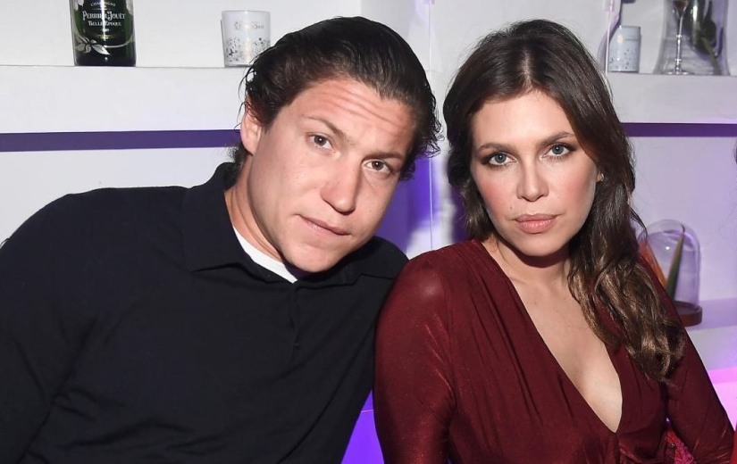 "Lip is not a fool!": 5 men Dasha Zhukova — ex-wife of Roman Abramovich "Lip is not a fool!": 5 men Dasha Zhukova — ex-wife of Roman Abramovich