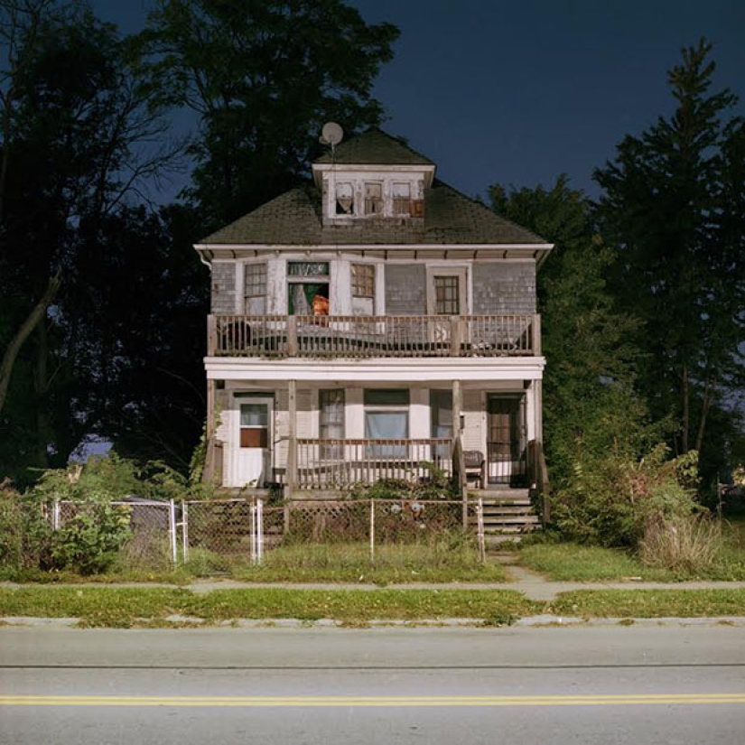 Lithuanian man takes photos to cope with headaches after an accident Lithuanian man takes photos to cope with headaches after an accident