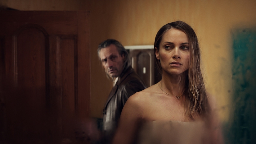 "Lonely man": the photographer spent three months poring over each of these photos