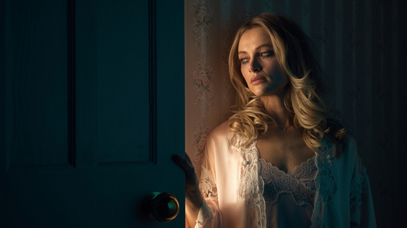 "Lonely man": the photographer spent three months poring over each of these photos